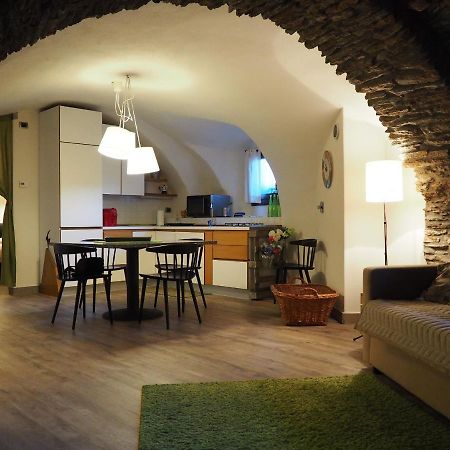 Maison Grivon Appartamento Monte Emilius 奥斯塔 外观 照片